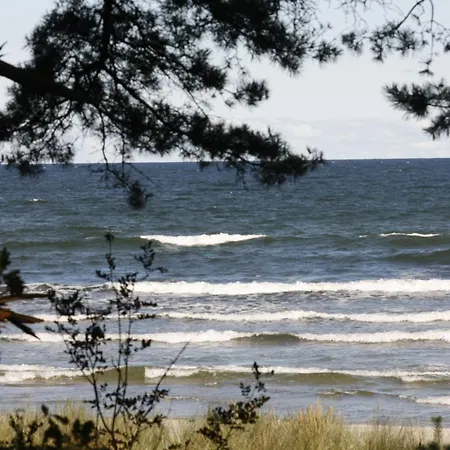 Ostseepark Ruegen 22 غلوفي